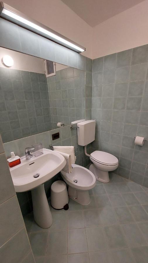 Renai Studio Flat Firenze Bagian luar foto
